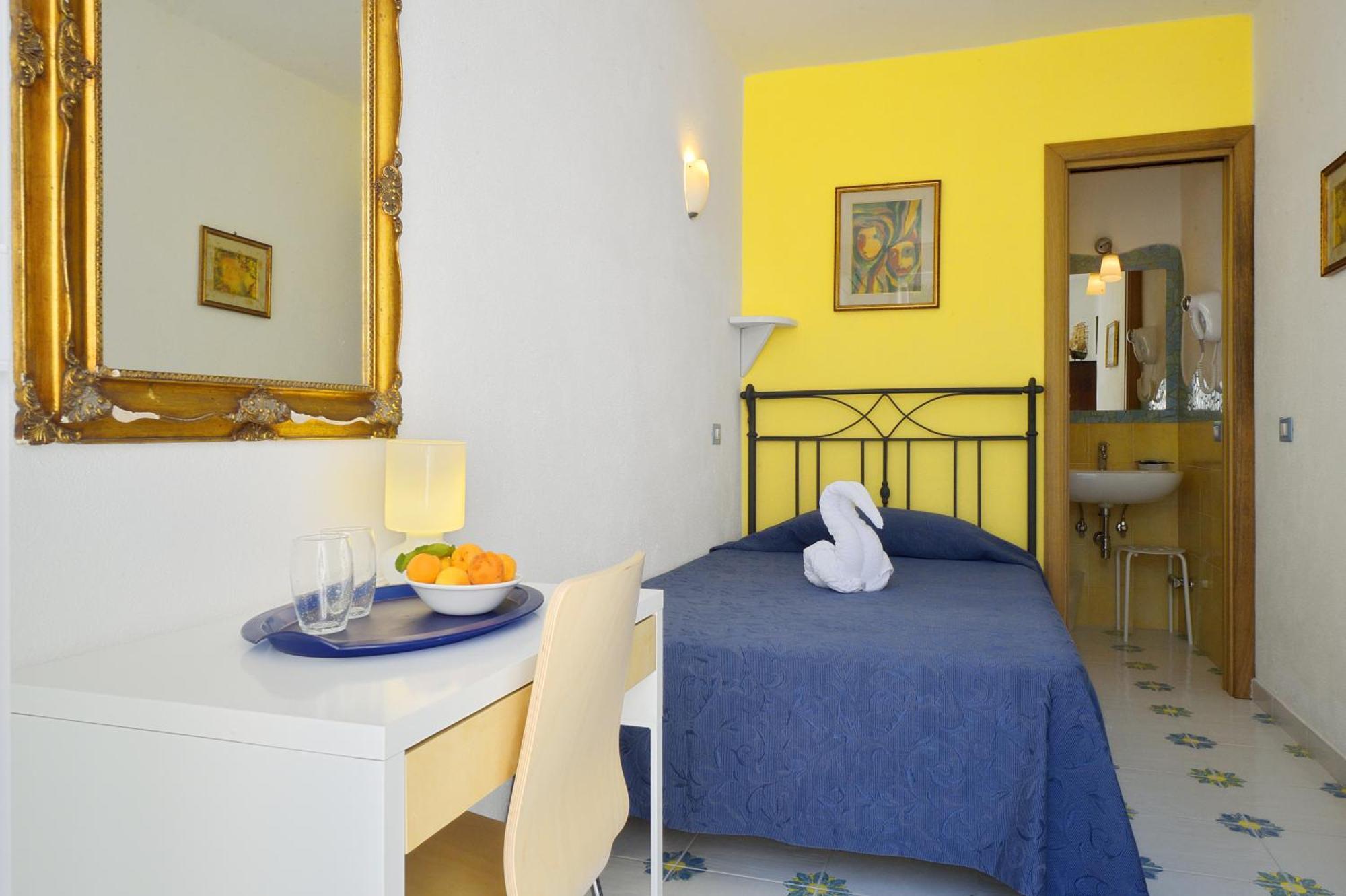 Bnb Le Isole Forio di Ischia Zimmer foto